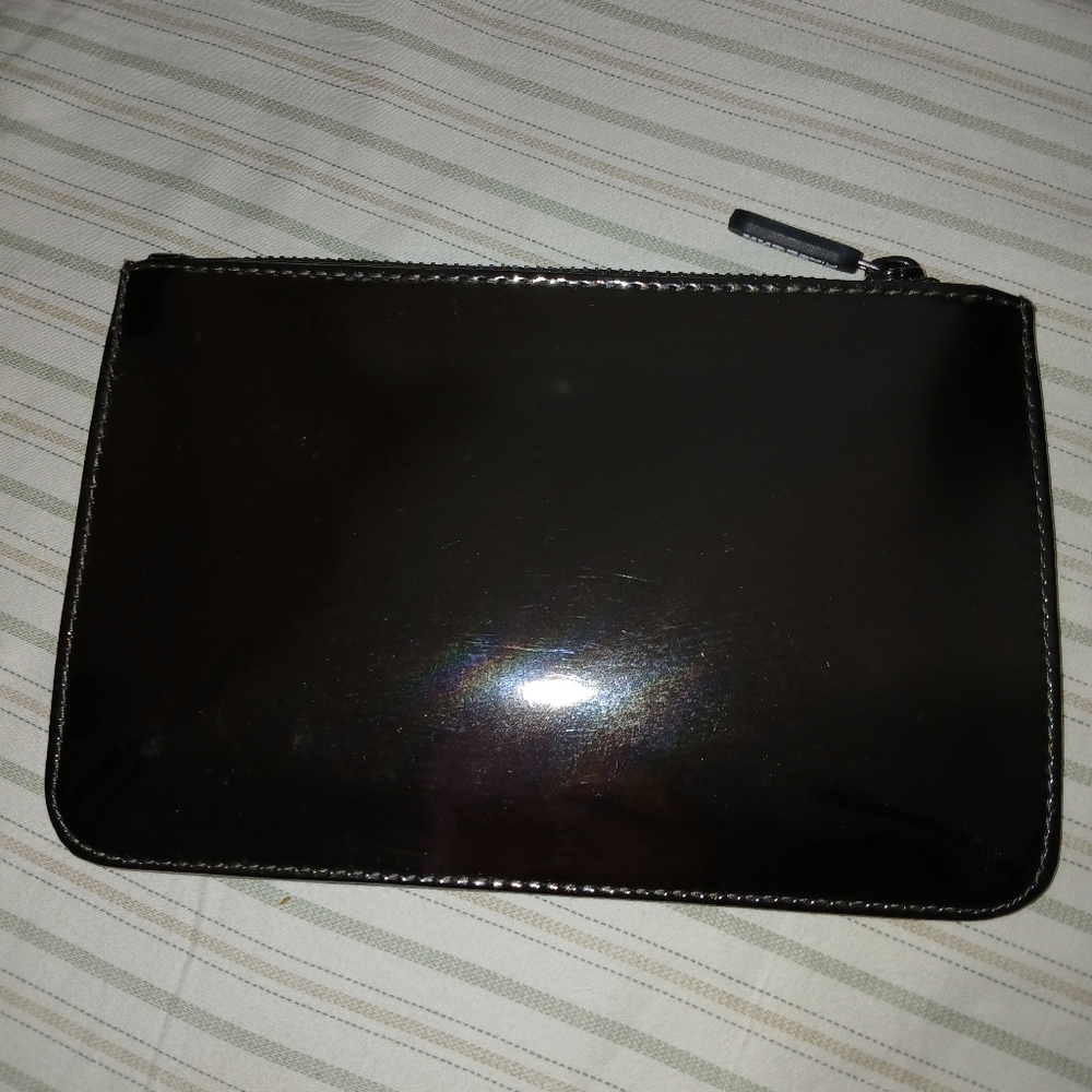 NUDESTIX Metallic Pouch with Lightning Design - Picture 2 of 3